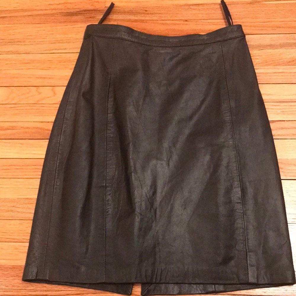 Leather skirt in size (9/10)